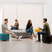 Sofá Soft Seating de espera modular Bend Actiu